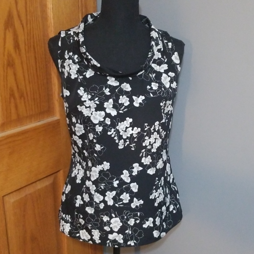 Banana Republic Sleeveless Floral Blouse